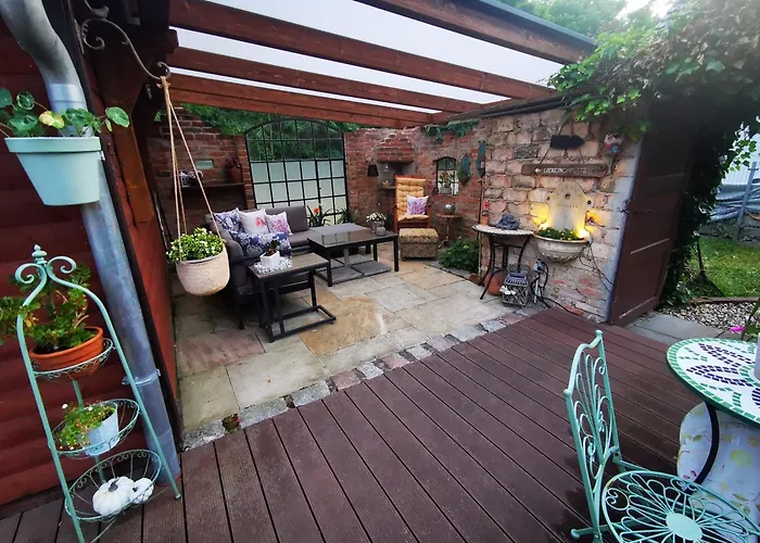 Ferienhaus Mit Mediterraner Terrasse